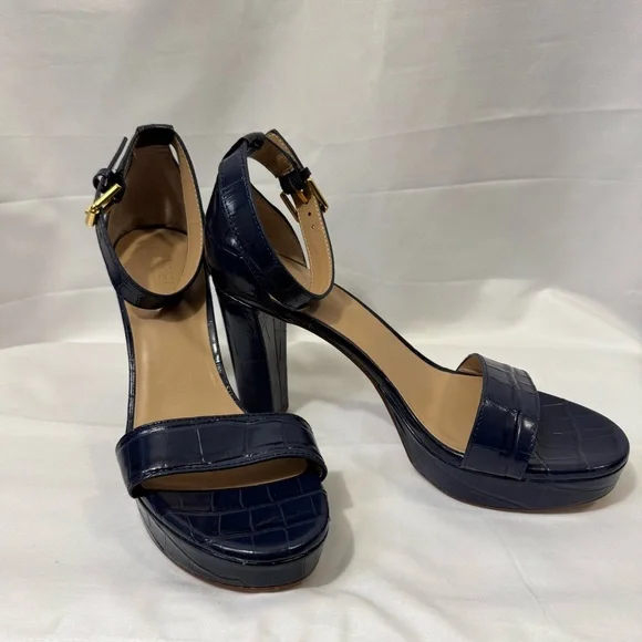 Lauren Ralph Lauren Sleek Navy Heels - Picture 1 of 12